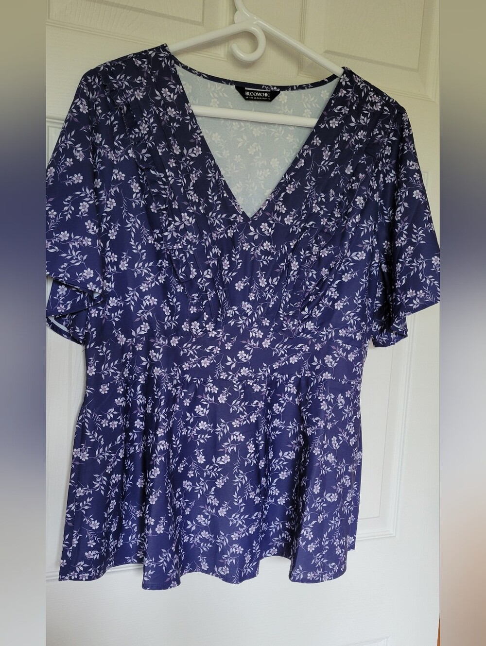 BloomChic Purple Floral V-Neck Peplum Tunic